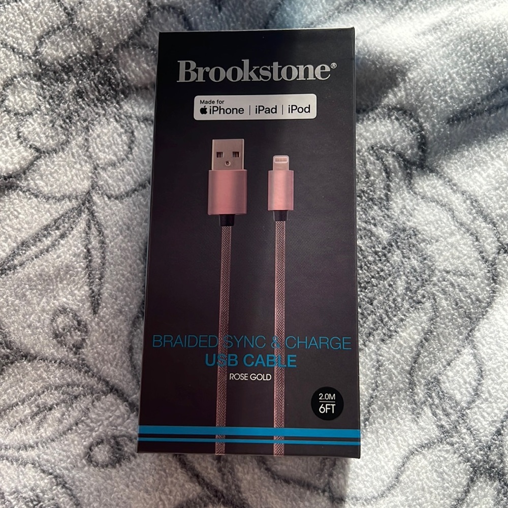 Brooke stone iPhone iPad iPod Rose Gold USB Cable
